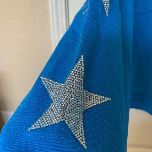 Detroit Lions Blue Embellished Sleeve Gameday Couture Sweatshirt NWT 🌴 - Picture 7 of 13